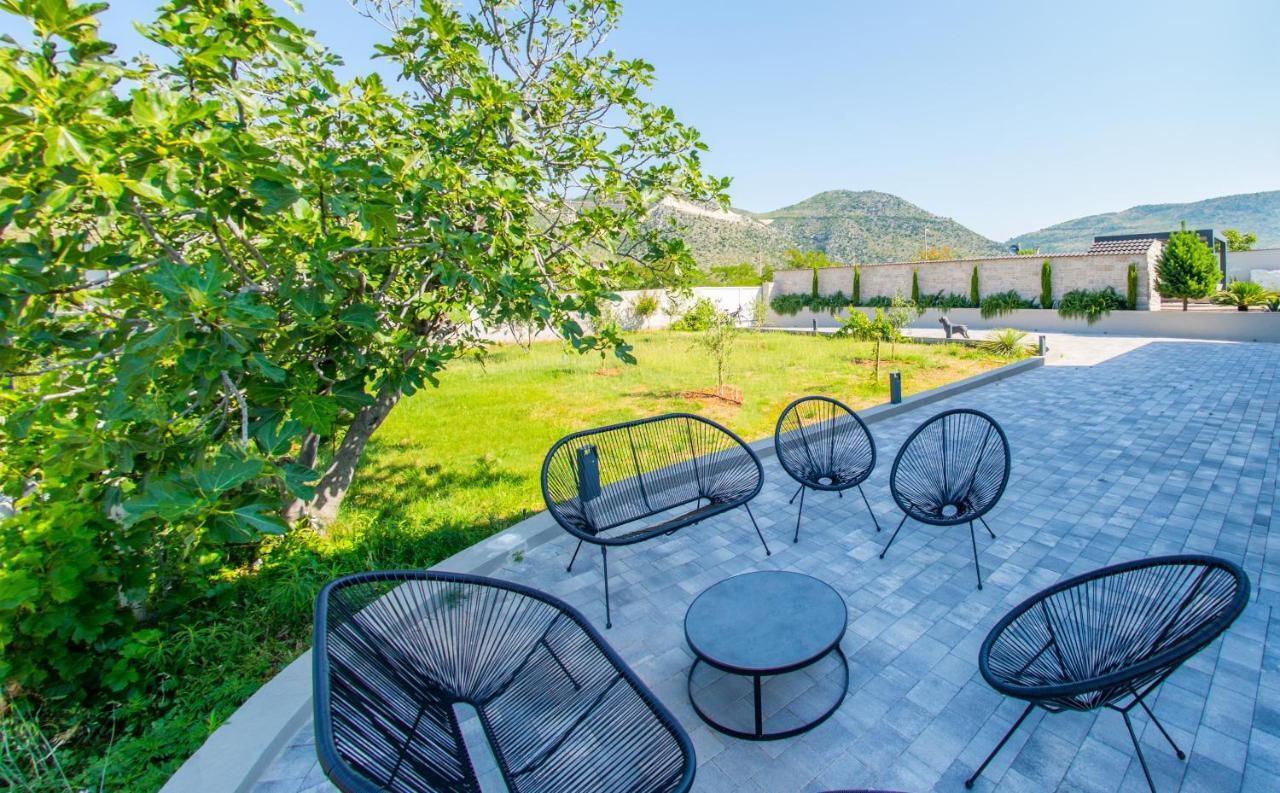 Villa Carpe Diem - With Private Pool Mostar Luaran gambar